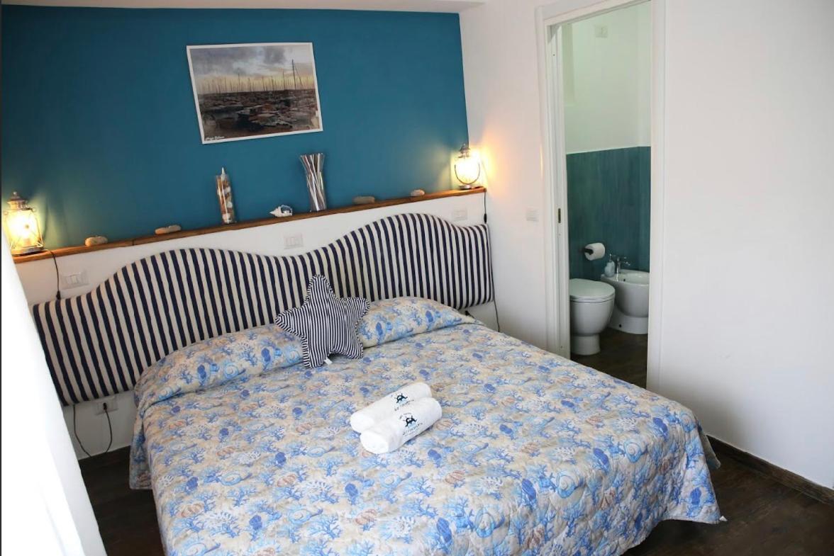 House Sottocoperta Hotel Civitavecchia Exterior photo